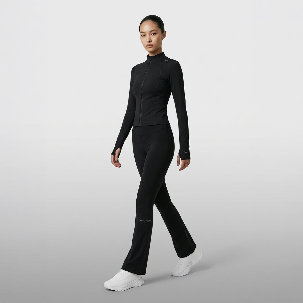 Legging Évasé Sans Couture : Du Studio au Bureau